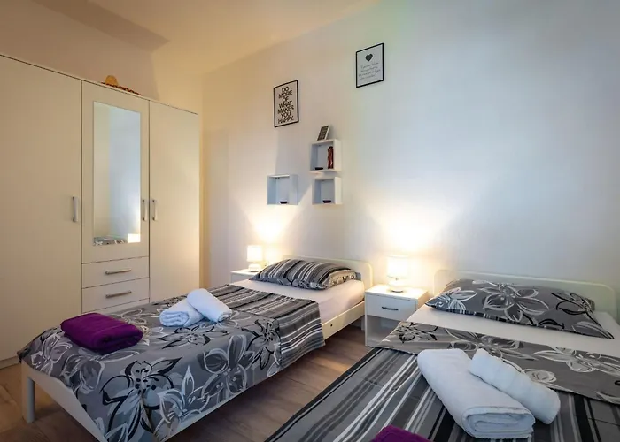 Feriehus Barbara Mit Blick Auf Wasser By Interhome *